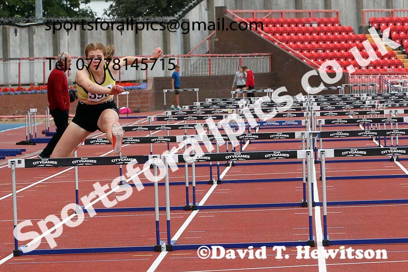 Hurdles, 2021 Gateshead Tartan Games. Photo: David T. Hewitson/Sports for All Pics